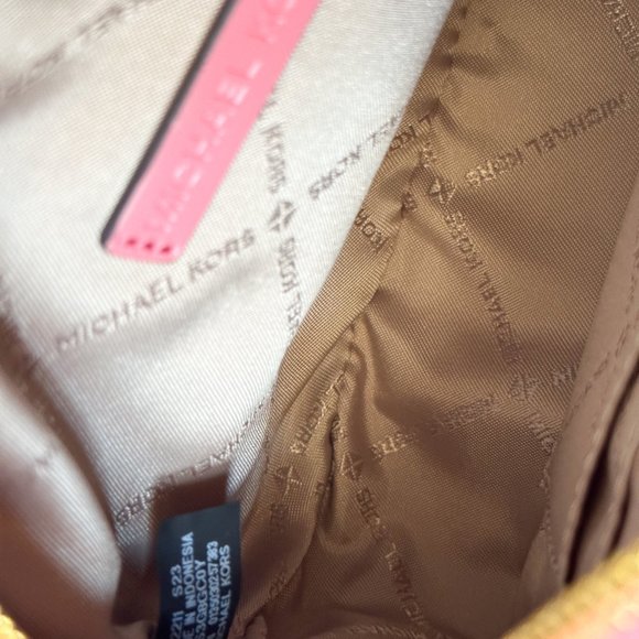 Michael Kors Jet Set Glam Small MINI Oval Camera Crossbody Bag MK Tea Rose - Picture 13 of 13